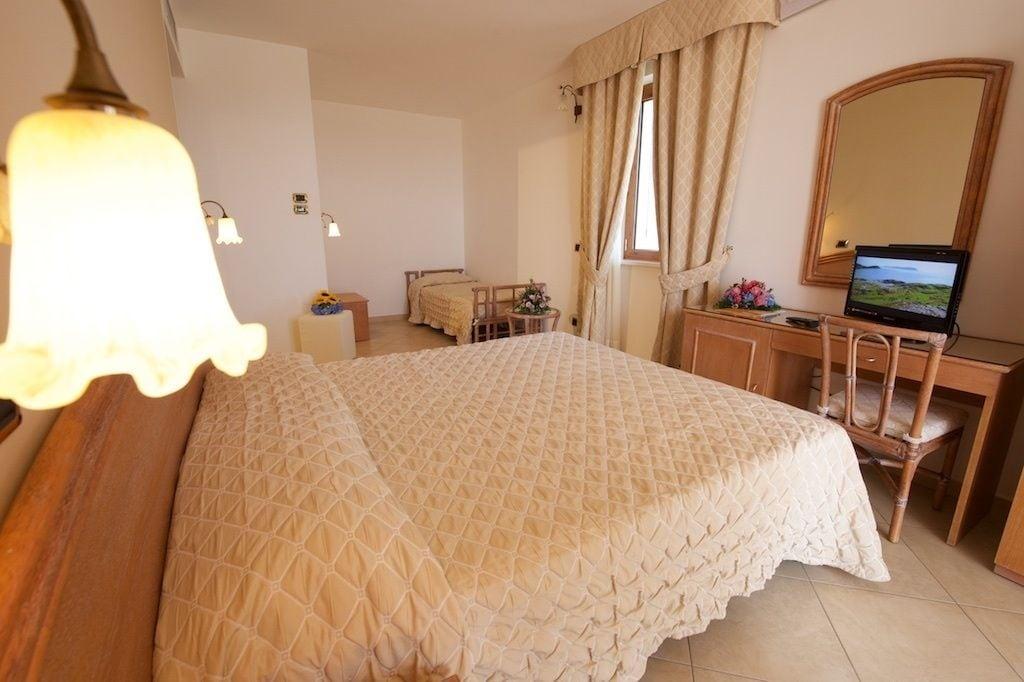 Hotel Portonuovo Vieste Bagian luar foto