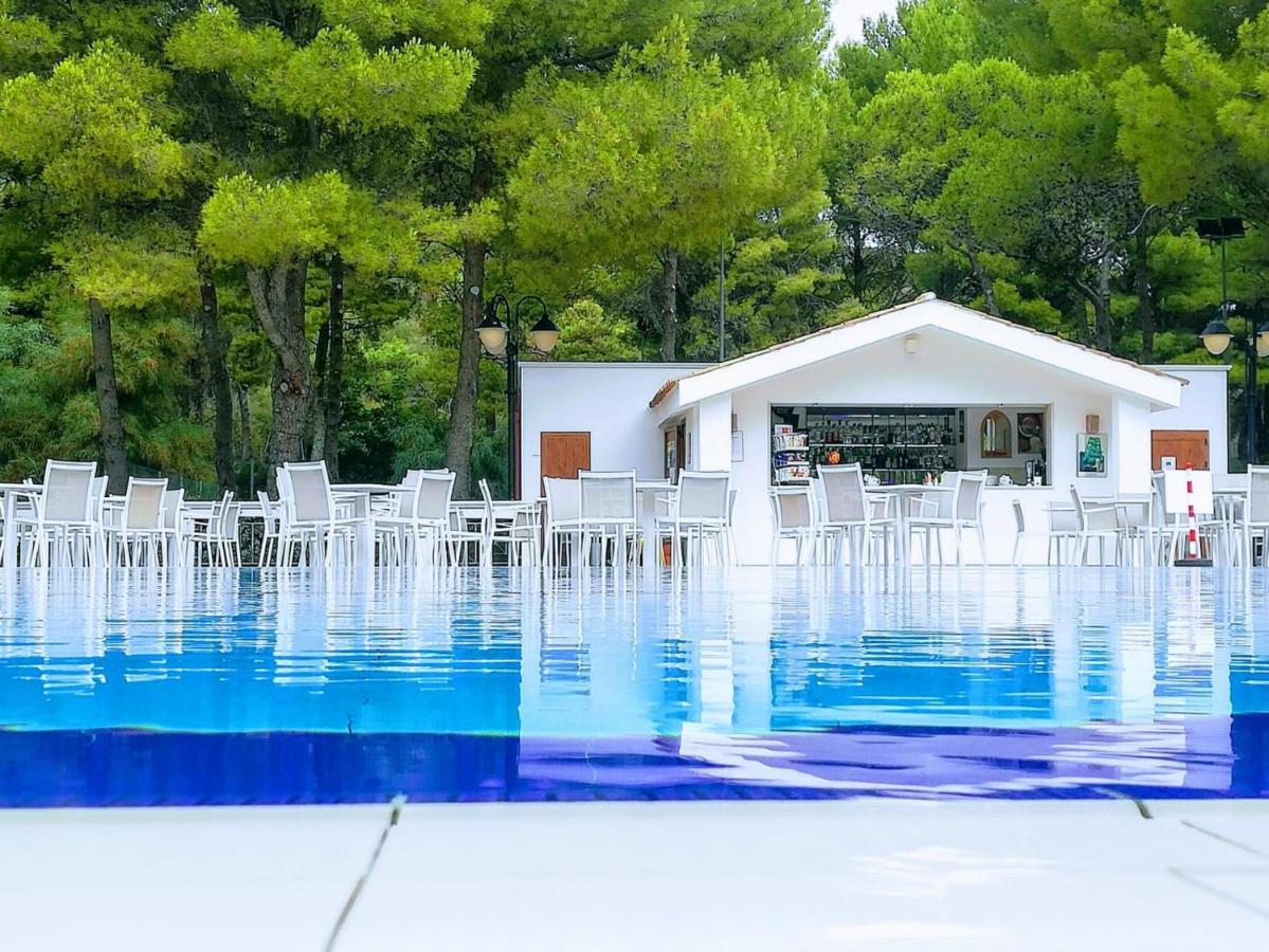 Hotel Portonuovo Vieste Bagian luar foto